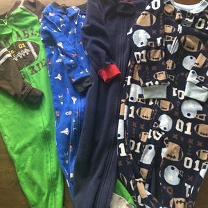 Lot of 4 Carter’s Pajamas (18 Months Boys)